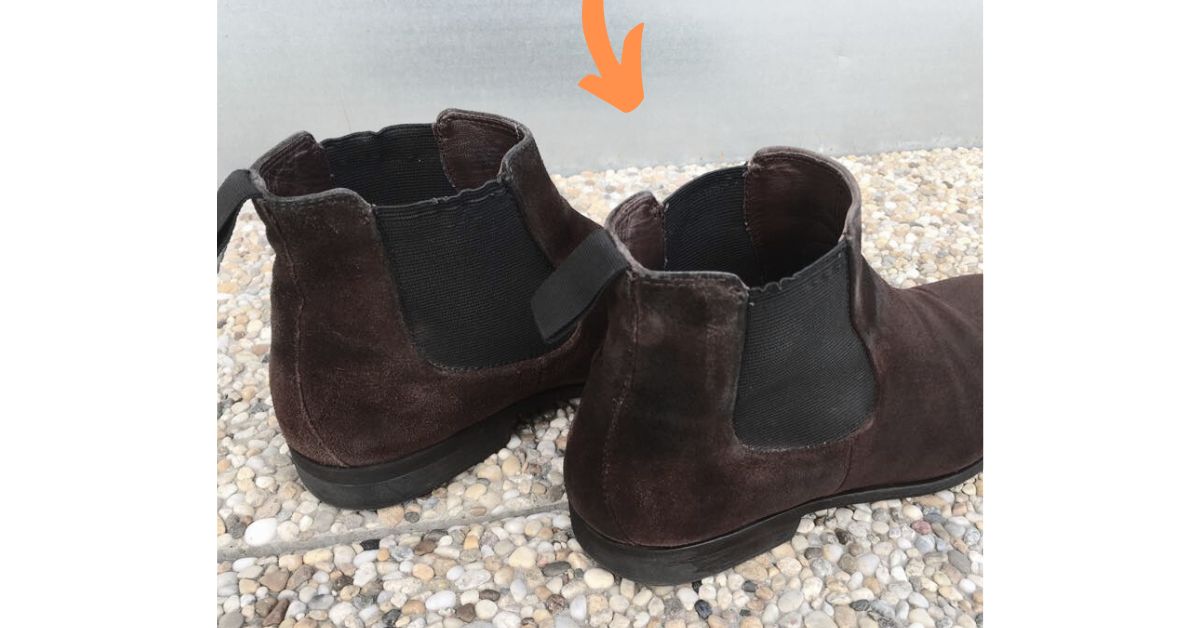 Renovace hnědých semišových bot a oživení jejich barvy-4